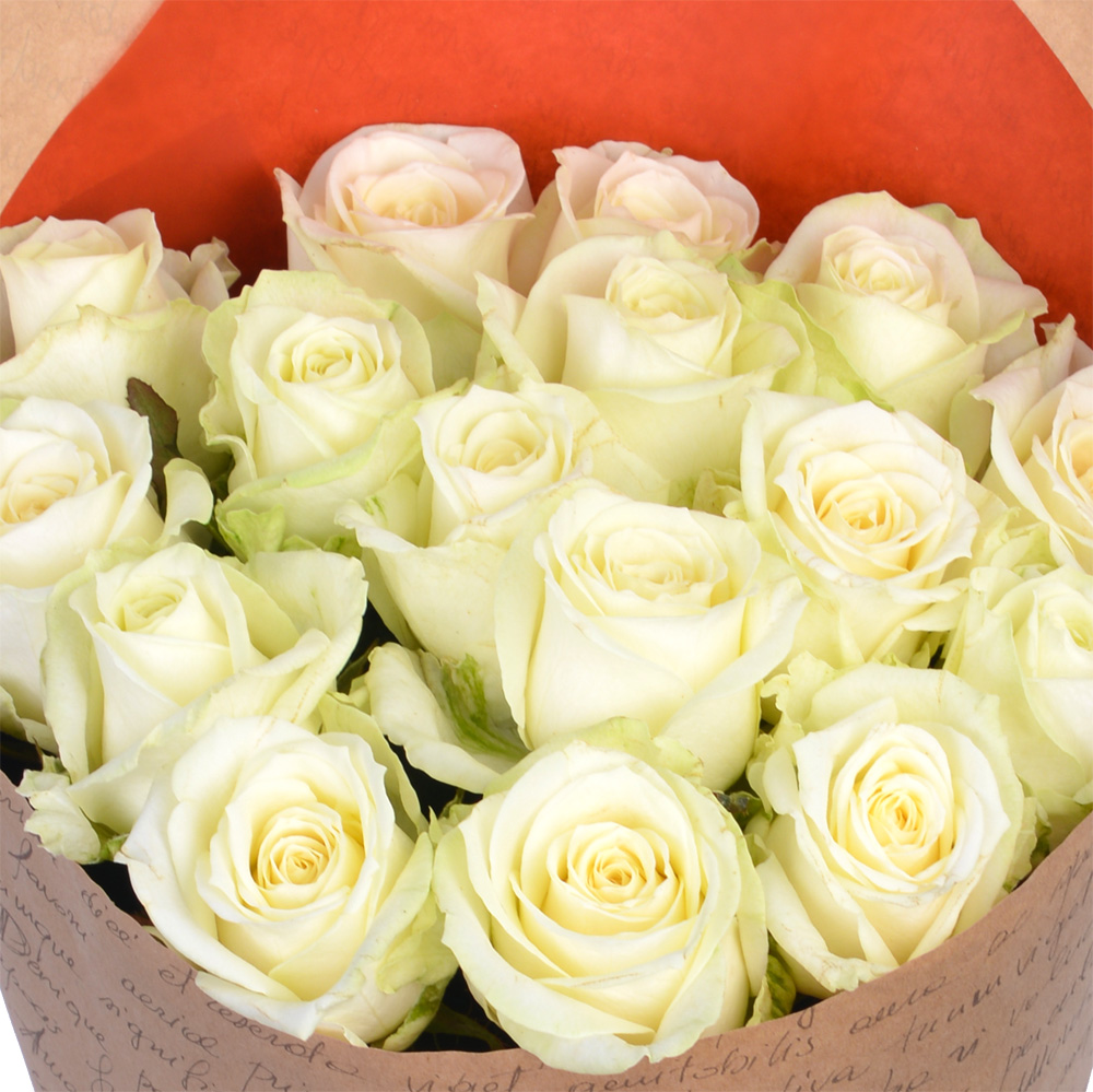 Букет из 15 белых роз 60 см