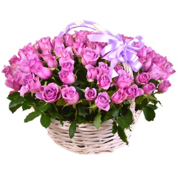 101 сиреневая роза в корзине