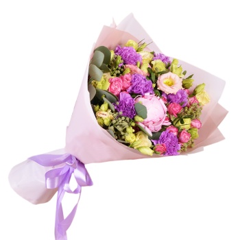 Букет из пиона, гвоздик и кустовых роз