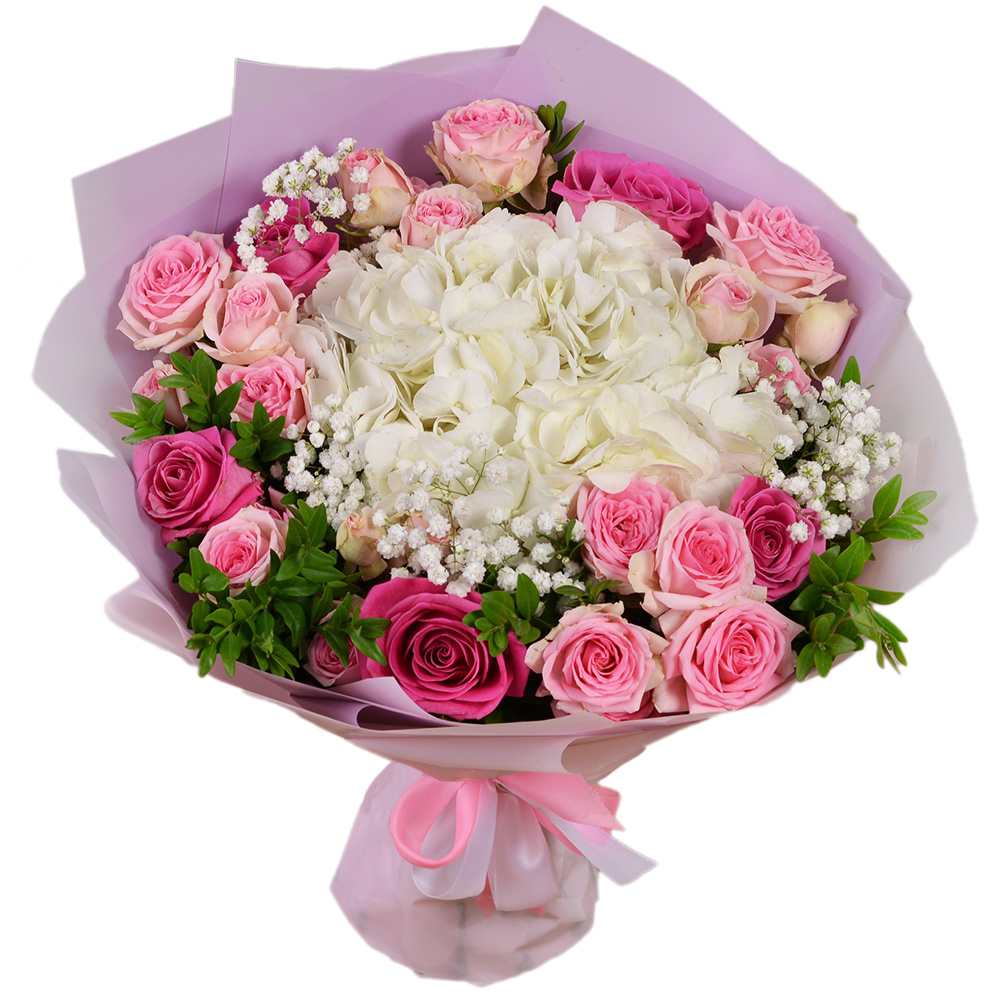 Букет из гортензии, гипсофилы и роз