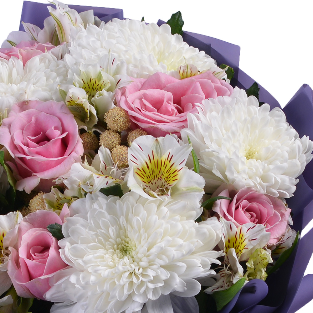 Букет из роз, хризантемы и сильвер брунии