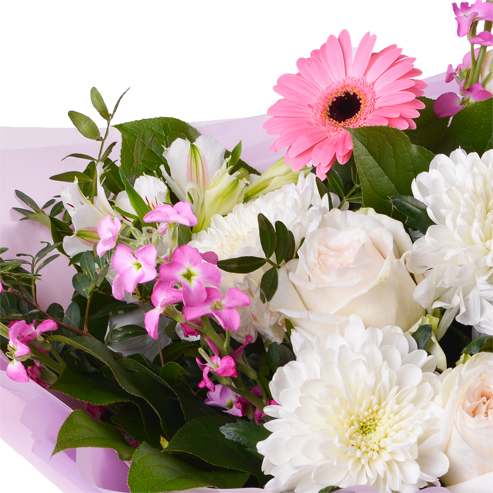 Букет с маттиолой и герберой