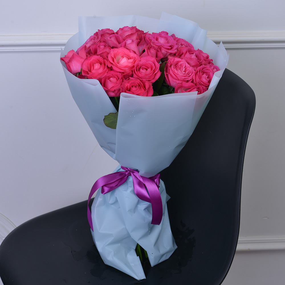 25 малиновых роз Premium 50 см