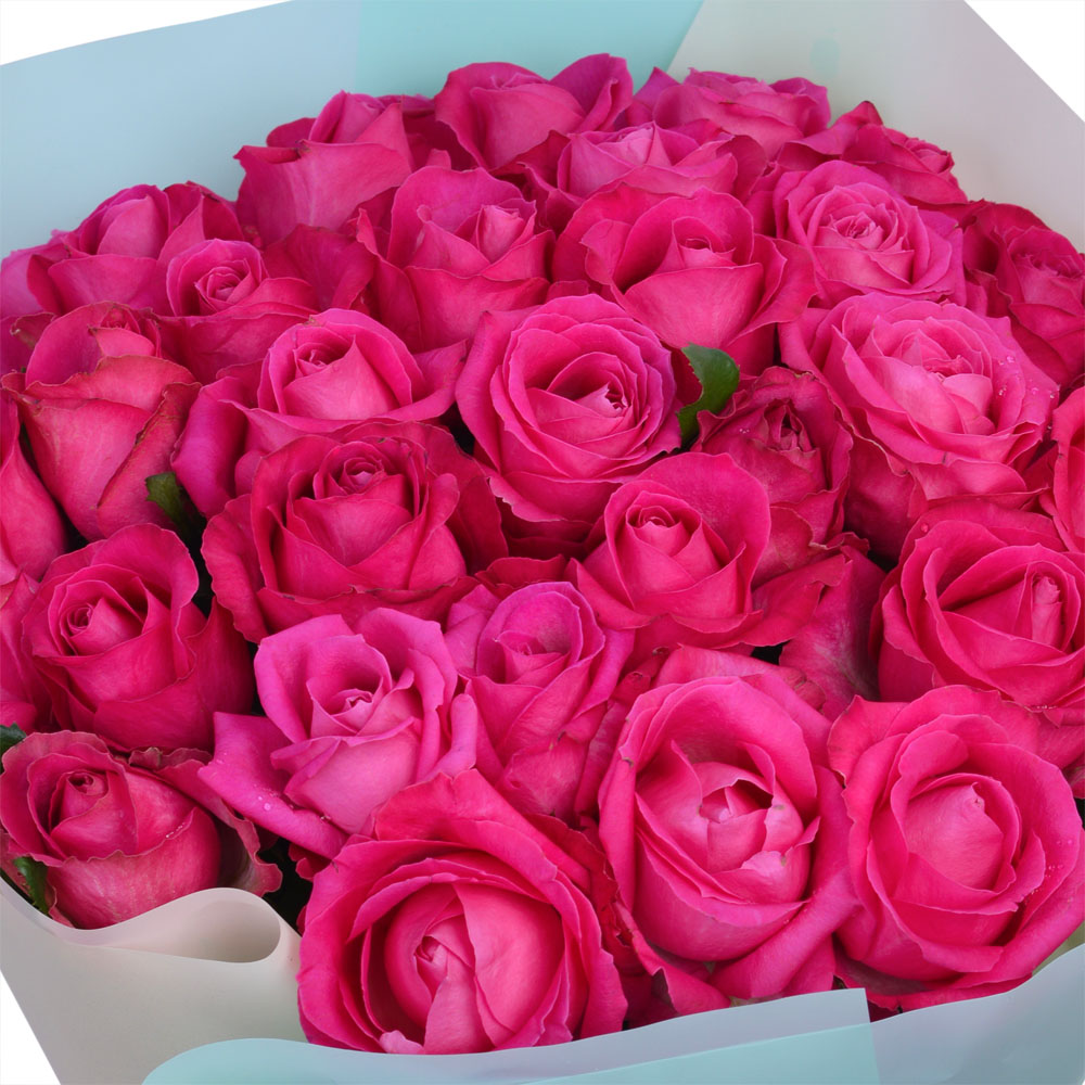 Букет из 35 малиновых роз 50 см