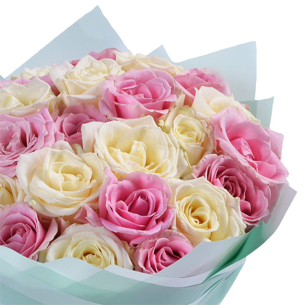 Букет из 25 белых и розовых роз 40 см